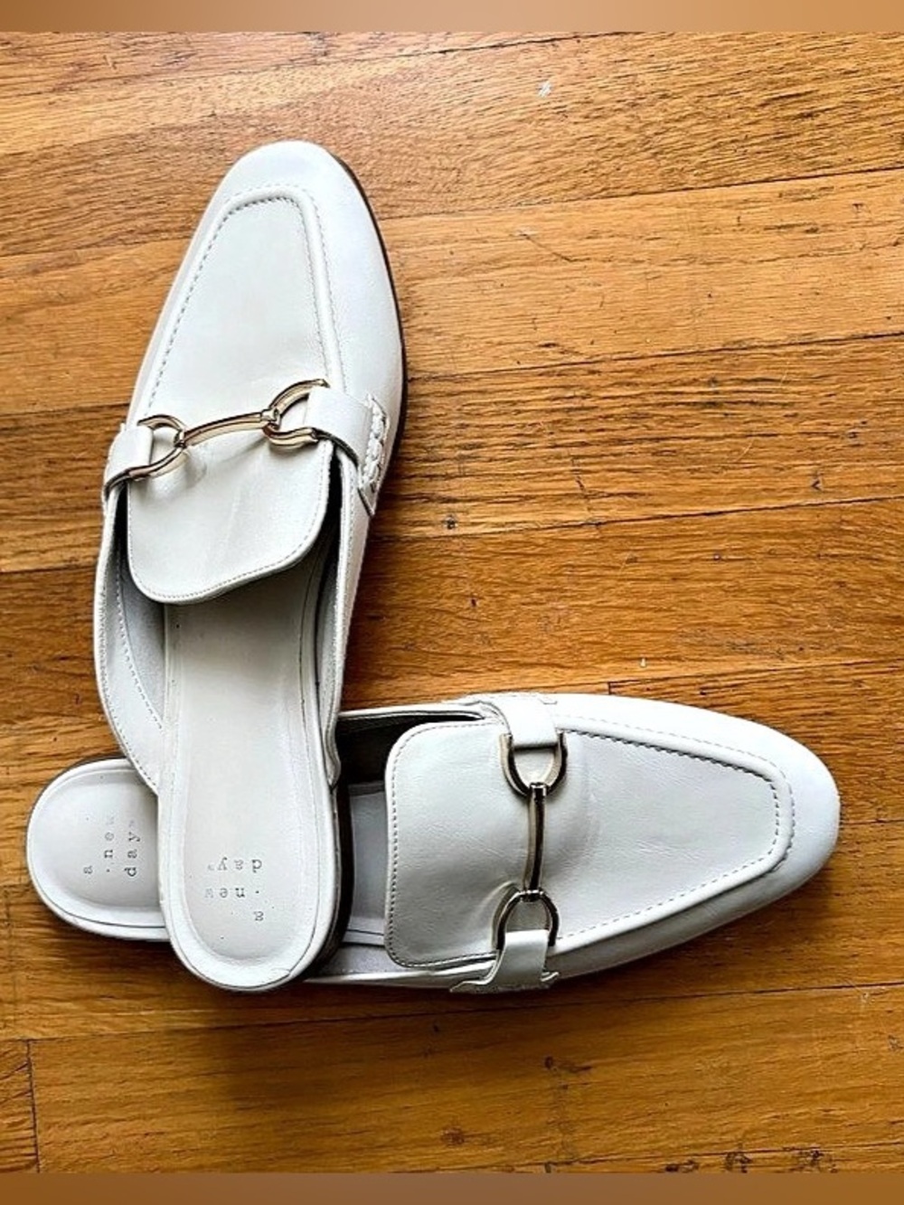 Off white Mule Slides - Size 9.5